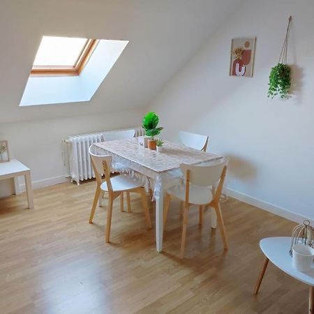 לה מאנש Paisible Duplex Au Centre-Ville מראה חיצוני תמונה